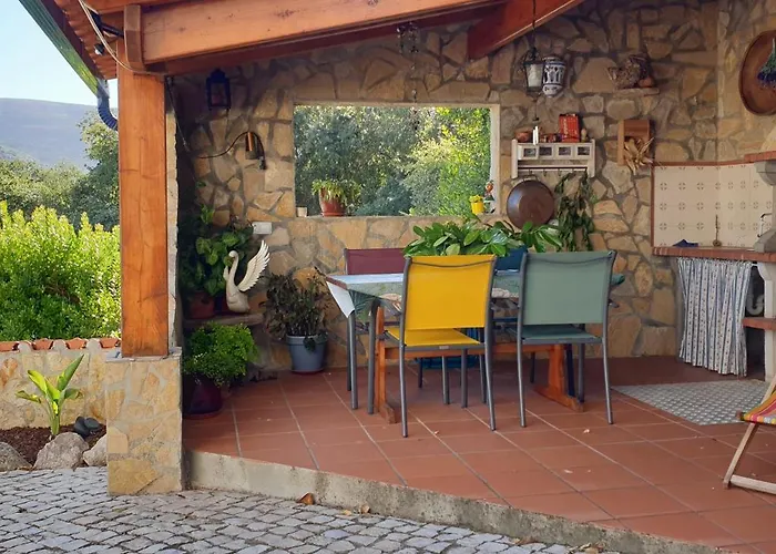 Casa Dos Imos Alvados